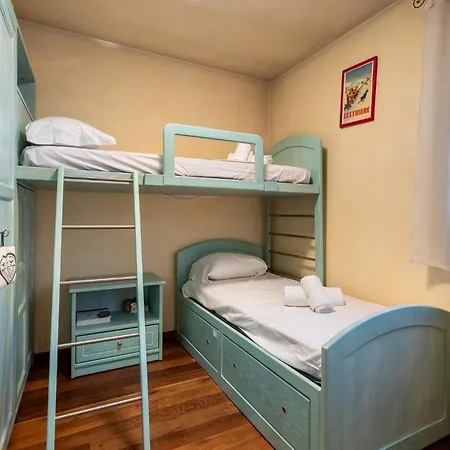 Hostdomus - Brit Flat *